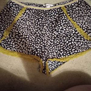 Victoria's secret size L